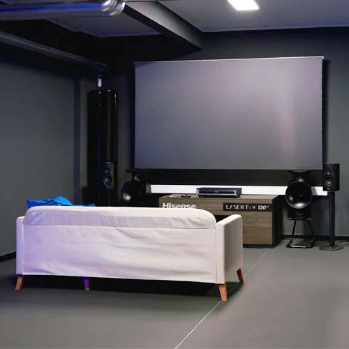Sala Discovery con configurazione multi-diffusore per confronto